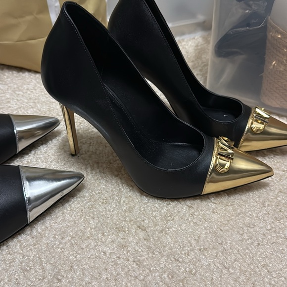 Pumps - Picture 2 of 3